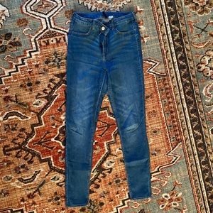 Divided skinny jeans